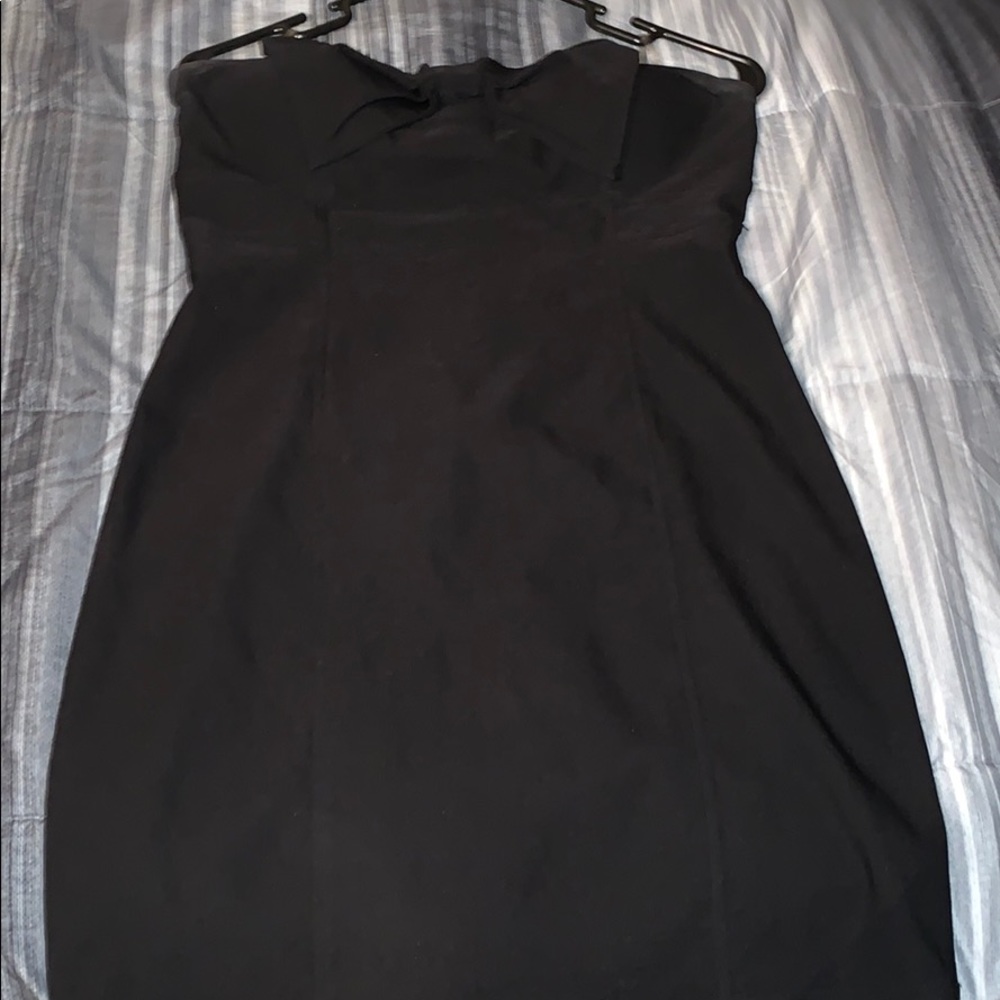 Strapless back out dress